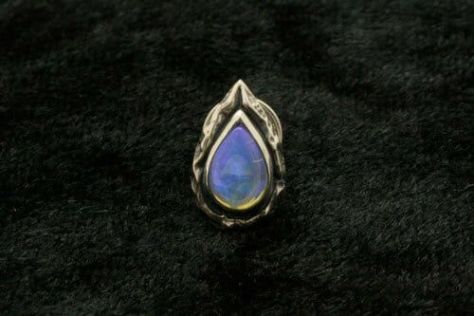 F.A.L メルティングアイスティアーズピアス オパール