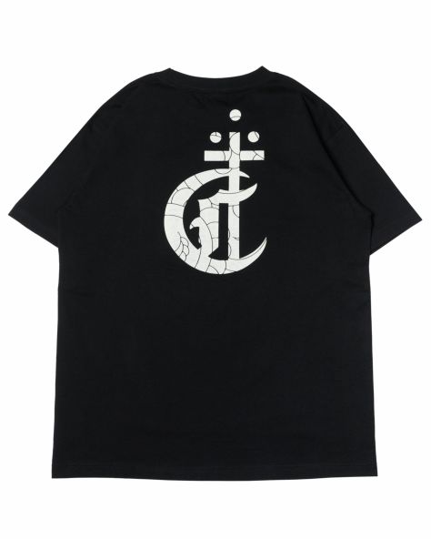Classic clothing