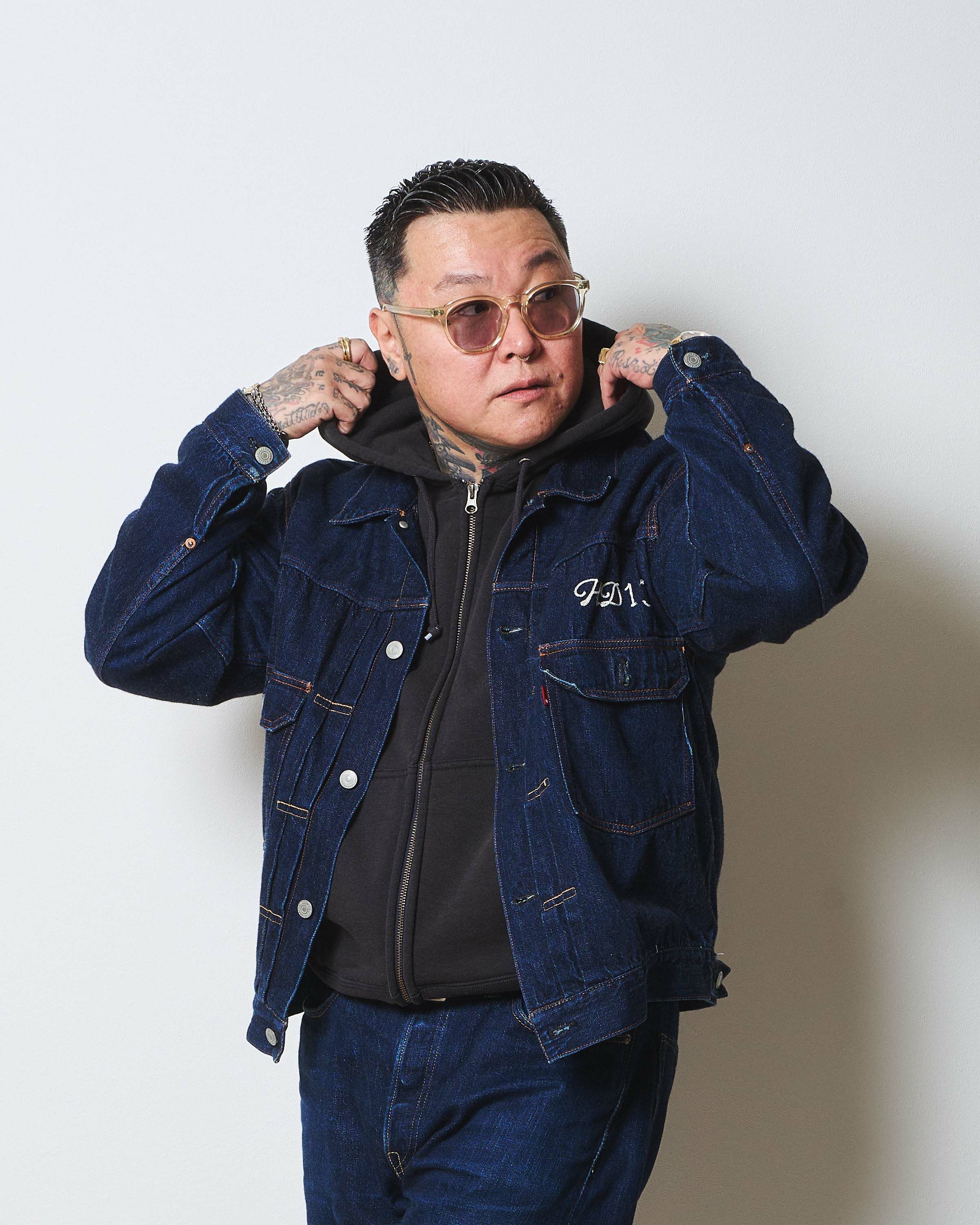 Classic【C】Logo wappen Zip Hoodie（for Denim） | Classic clothing
